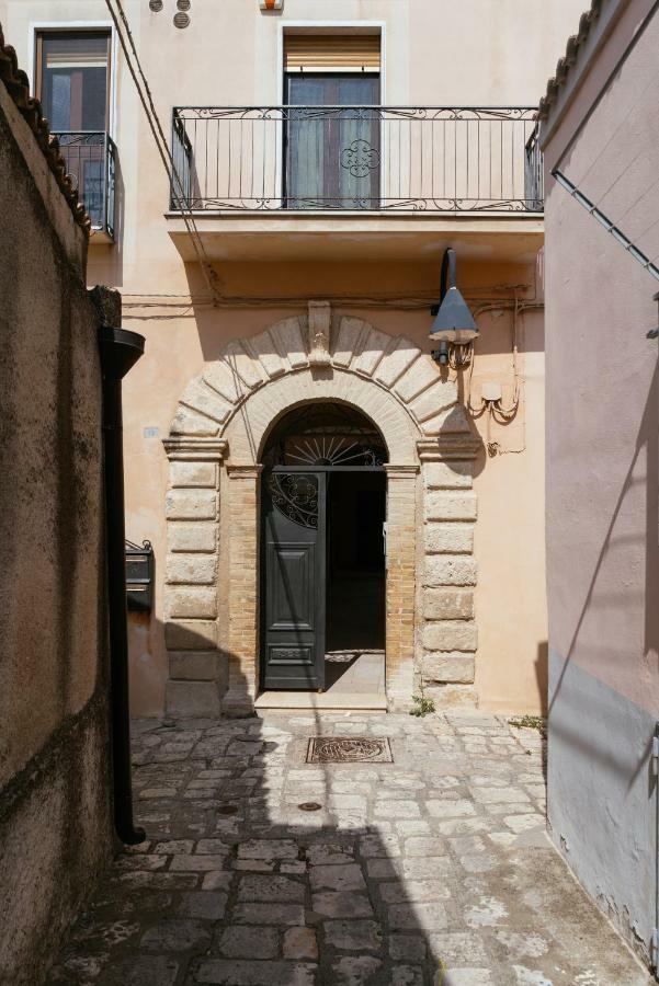 Vila Le Ginestre Miglionico Exteriér fotografie