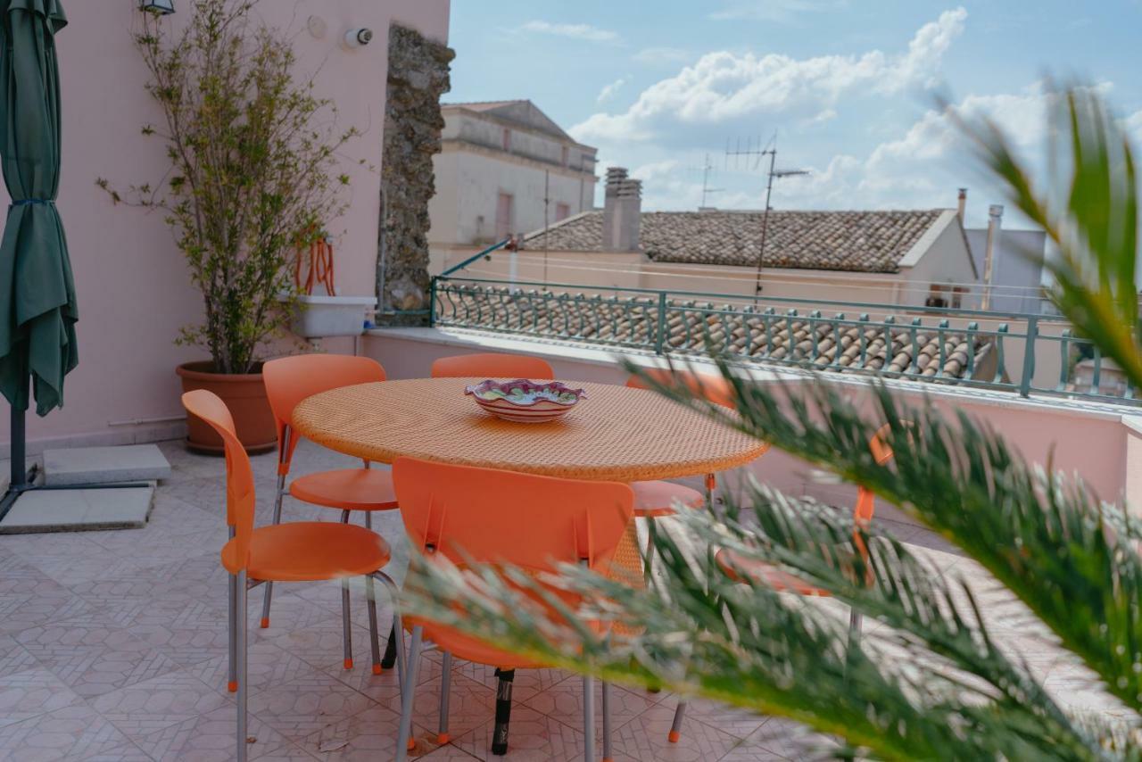 Vila Le Ginestre Miglionico Exteriér fotografie